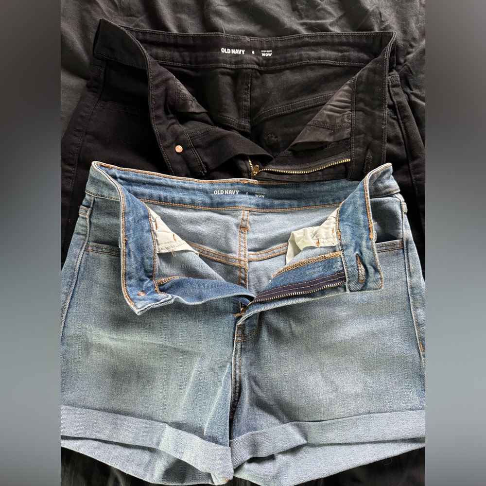 Old navy high-rise shorts bundle size 6
